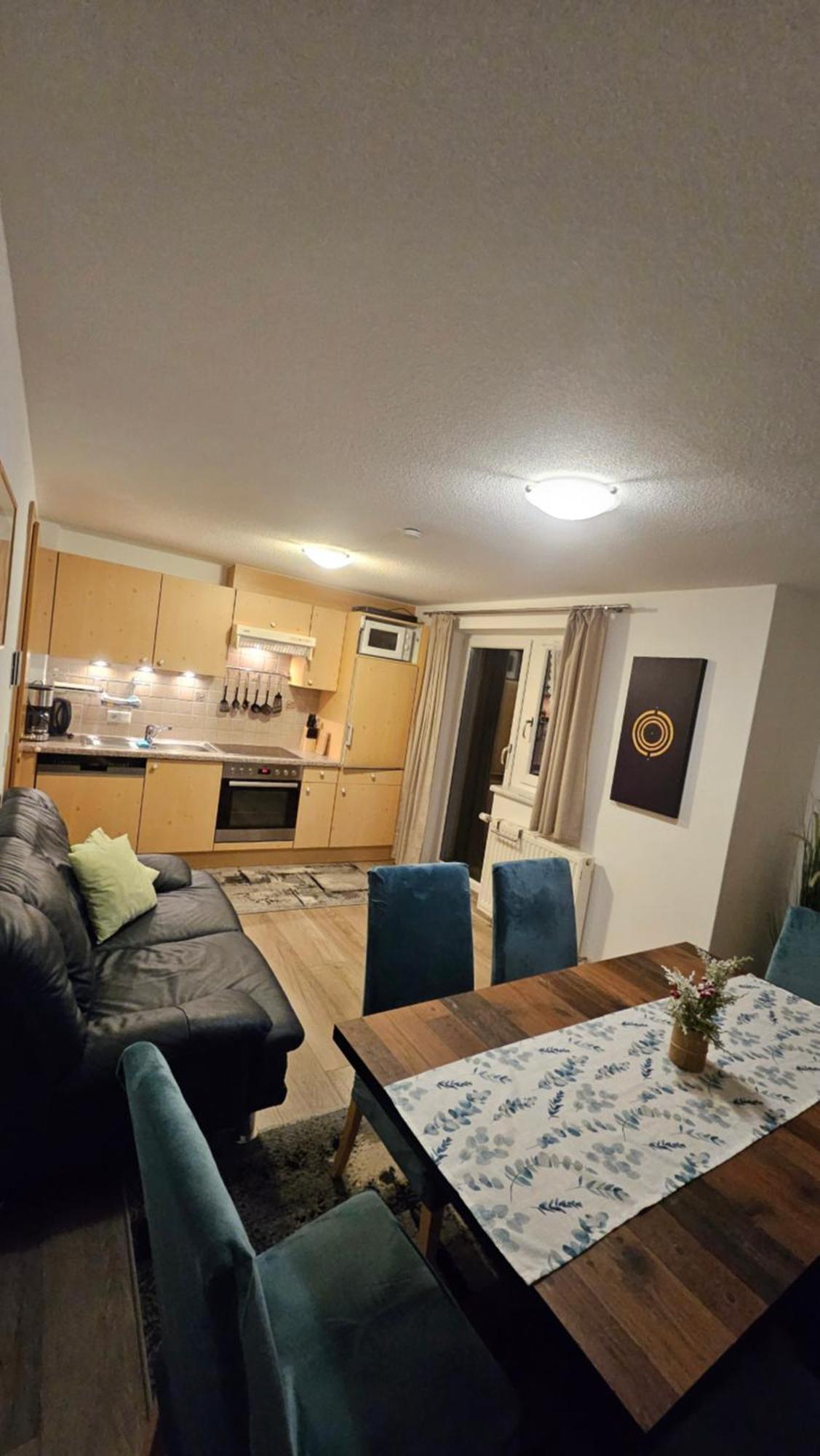 Haus Gabriele Appartement Gaschurn Kamer foto